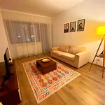 Bellagio - Cozy Apartment With Free Gym